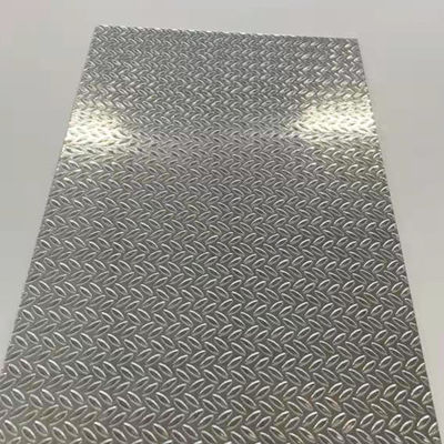 Aluminium traanplaat 3000 serie, aluminium diamantplaat met reliëf 5754 5052 5083, aluminium loopvlakplaat
